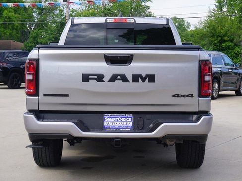 Used 2025 RAM 1500 Big Horn AWD/4WD image 4