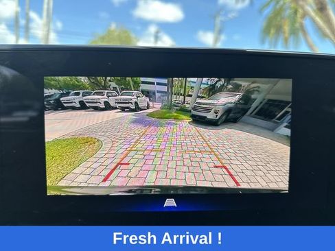 Used 2024 Chevrolet Trax LT FWD image 24