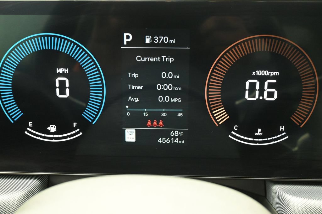 Used 2025 Hyundai Sonata SEL FWD image 13