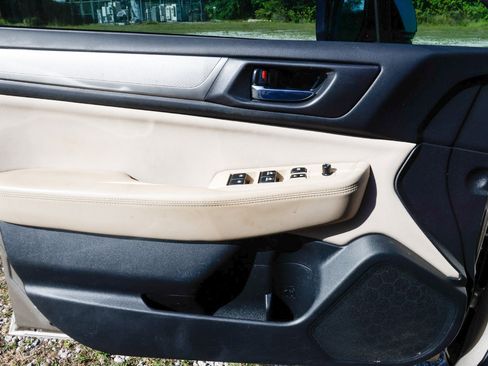 Used 2015 Subaru Legacy 2.5i Premium w/ Moonroof Package image 40