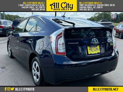 Used 2012 Toyota Prius Three FWD image 5
