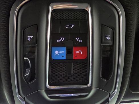 Used 2023 Jeep Grand Cherokee L Laredo image 28