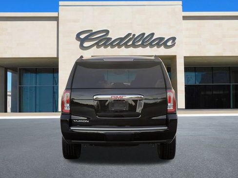 Used 2019 GMC Yukon Denali w/ Denali Ultimate Package image 4