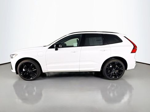 New 2026 Volvo XC60 T8 Ultra w/ Climate Package PRO image 4
