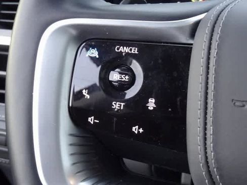 Certified 2025 INFINITI QX80 Sensory image 25