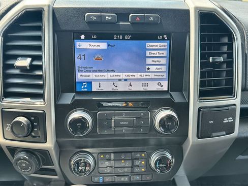 Used 2019 Ford F150 Lariat w/ Equipment Group 502A Luxury AWD/4WD image 12