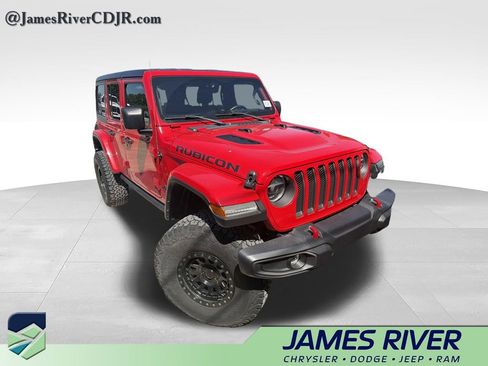 Used 2021 Jeep Wrangler Unlimited Rubicon w/ LED Lighting Group AWD/4WD image 3