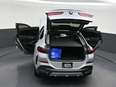 Used 2026 BMW X6 M60i AWD/4WD image 36