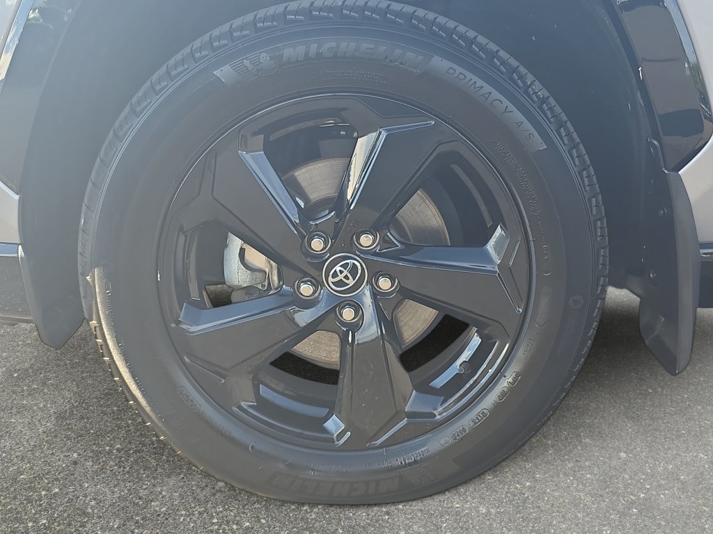 Used 2020 Toyota RAV4 XSE w/ All Weather Liner Package AWD/4WD image 30