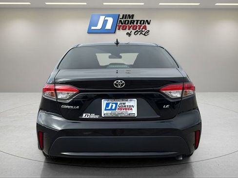 Used 2022 Toyota Corolla LE FWD image 6