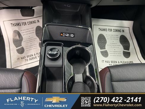 Used 2025 Chevrolet Equinox RS w/ Safety and Technology Package FWD image 31