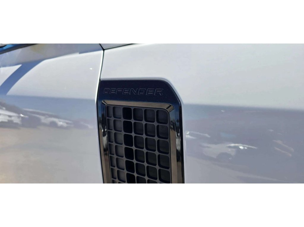 Used 2021 Land Rover Defender 110 X-Dynamic SE AWD/4WD image 43