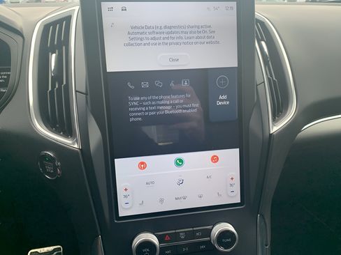 Used 2022 Ford Edge ST image 14