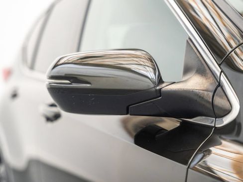 Used 2018 Honda CR-V EX image 16