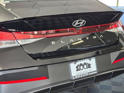 New 2026 Hyundai Elantra Sport FWD image 12