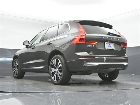 Used 2022 Volvo XC60 B5 Inscription w/ Protection Package Premier image 41