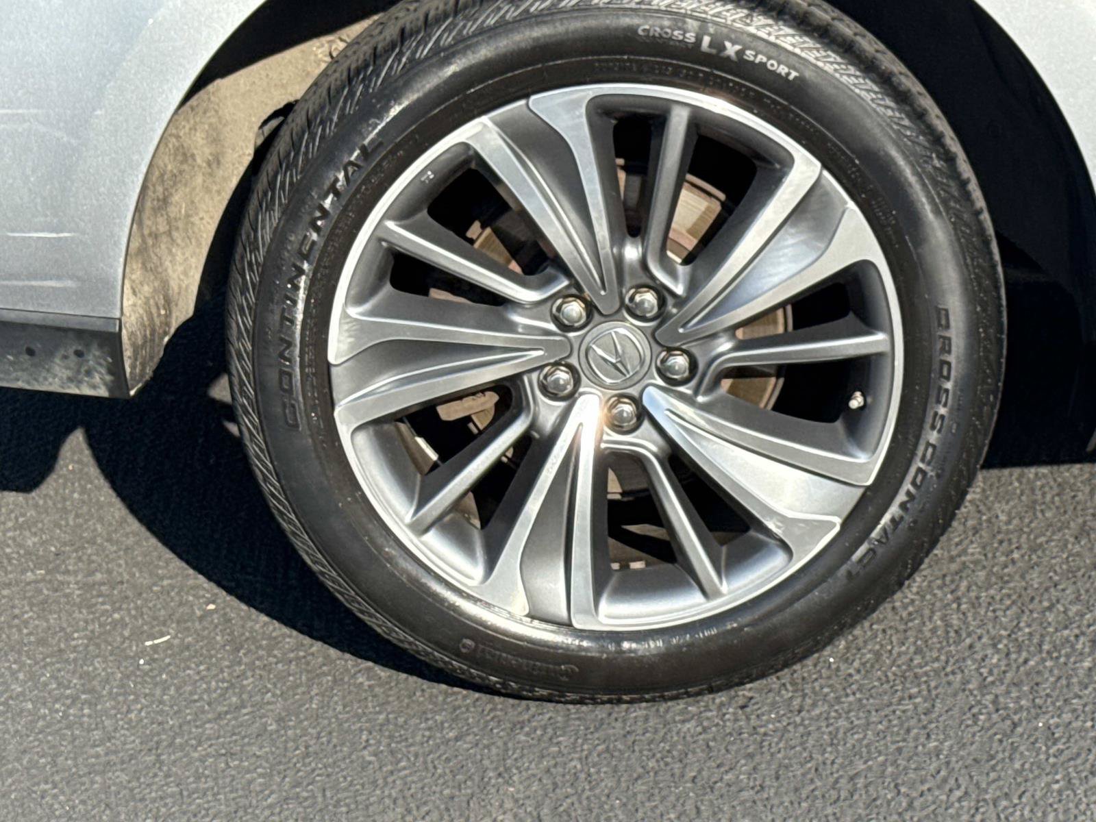 Used 2017 Acura MDX w/ Technology Package AWD/4WD image 25