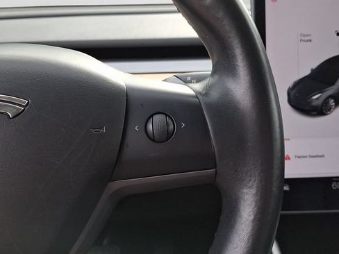 Used 2018 Tesla Model 3 Long Range RWD image 25