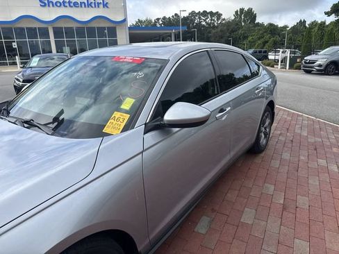 Used 2024 Honda Accord EX image 5