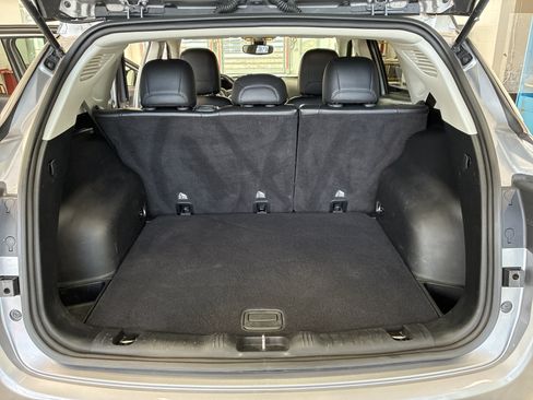 Used 2018 Jeep Compass Limited AWD/4WD image 10