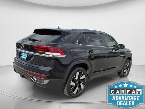Used 2022 Volkswagen Atlas Cross Sport SE FWD image 5