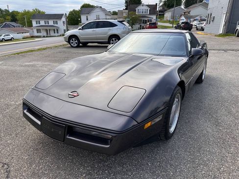 Used 1989 Chevrolet Corvette Coupe RWD image 12