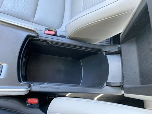 Used 2018 Honda Accord EX-L image 25