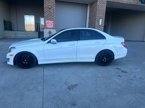 Used 2013 Mercedes-Benz C 300 C300 4MATIC image 4