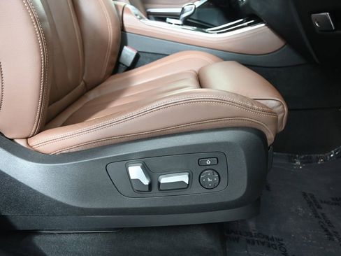 Used 2020 BMW X5 xDrive40i w/ M Sport Package AWD/4WD image 14