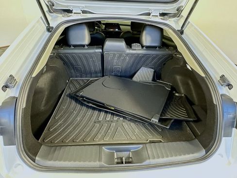 Used 2024 Toyota Prius Prime image 25