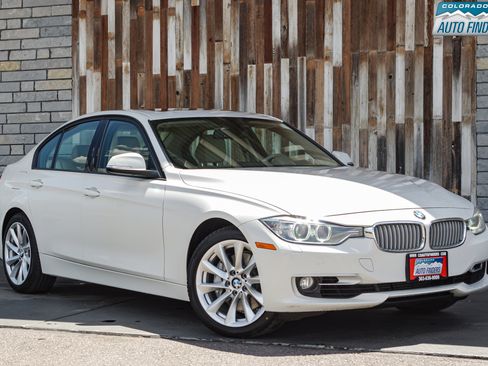 Used 2013 BMW 335i xDrive Sedan AWD/4WD image 9