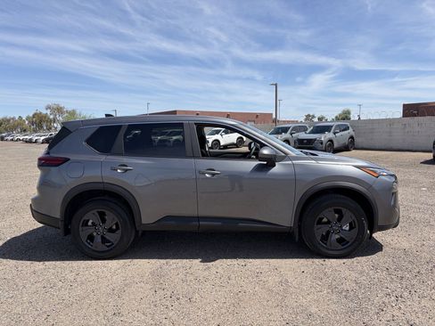 New 2026 Nissan Rogue SV FWD image 7