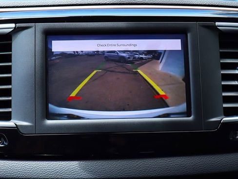 Used 2022 Chrysler Voyager LX FWD image 49