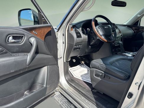 Used 2019 INFINITI QX80 Luxe w/ 22" Wheel Package RWD image 18