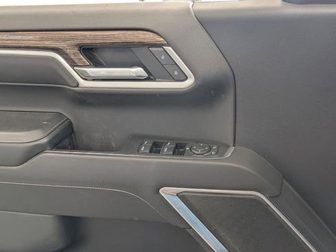 Used 2022 GMC Sierra 1500 Elevation image 29