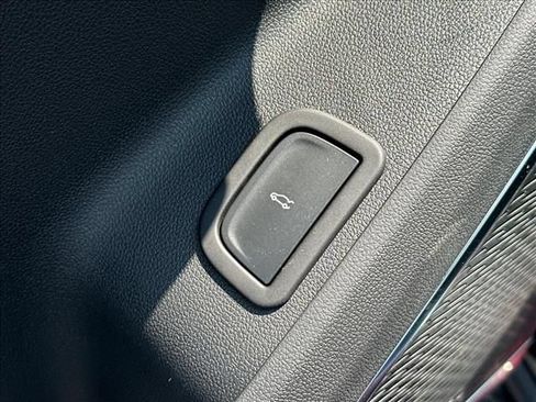New 2026 GMC Acadia Denali Ultimate FWD image 26