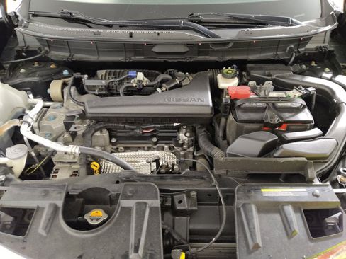 Used 2020 Nissan Rogue S AWD/4WD image 30