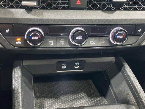 Used 2025 Honda Accord SE image 29