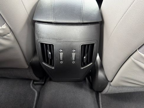 Used 2012 Hyundai Sonata Limited w/ Navigation Pkg image 15