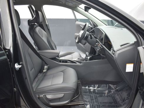 Certified 2025 Kia Niro EX FWD image 22