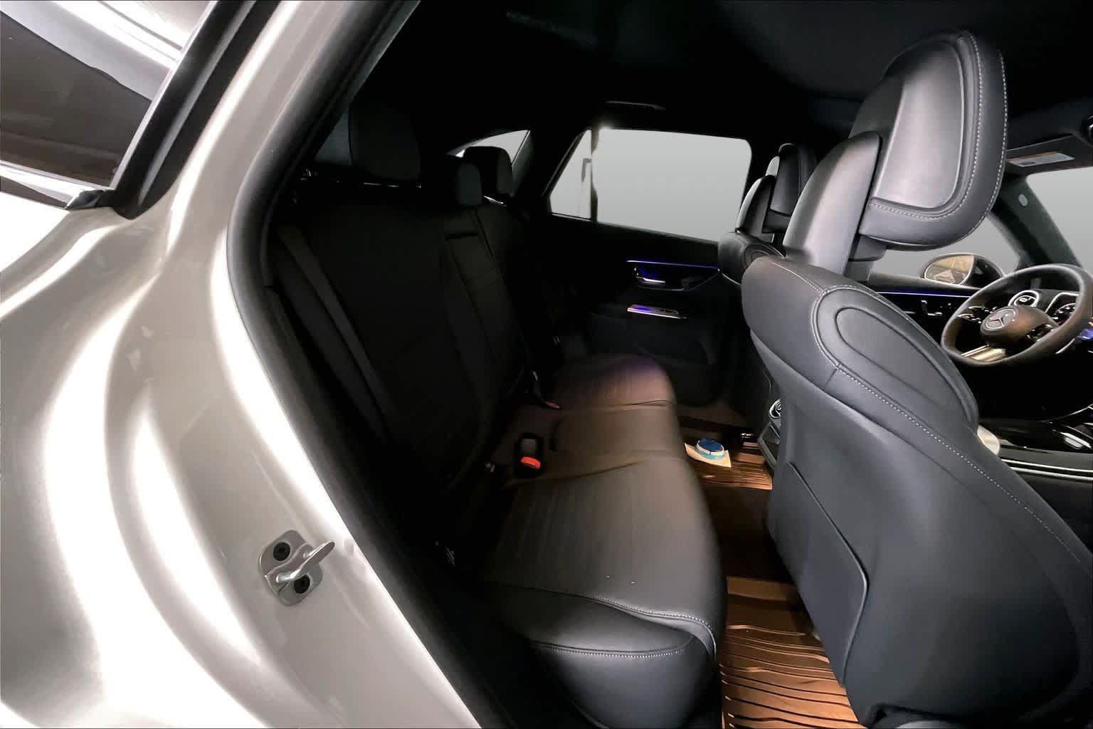 Used 2025 Mercedes-Benz GLC 300 4MATIC image 20