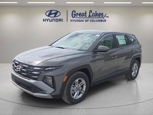 New 2026 Hyundai Tucson SE FWD image 1