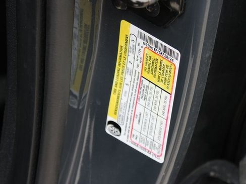 Used 2016 Ford F150 Lariat w/ Equipment Group 501A Mid image 33