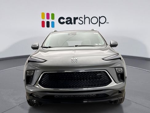 Used 2025 Buick Encore GX Sport Touring w/ Advanced Technology Package image 8