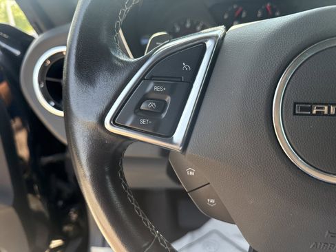 Used 2022 Chevrolet Camaro LT image 17