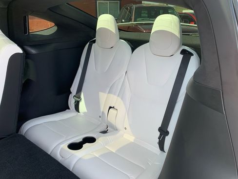 Used 2019 Tesla Model X 75D AWD/4WD image 15
