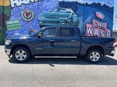 Used 2020 RAM 1500 Big Horn AWD/4WD image 2