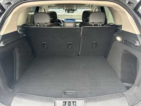 Used 2024 Lincoln Corsair Grand Touring w/ Equipment Group 302A image 11