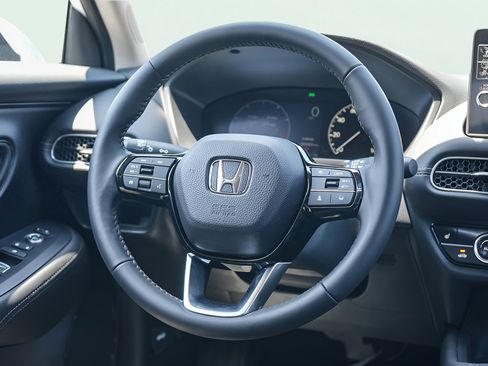 New 2026 Honda HR-V EX-L image 18
