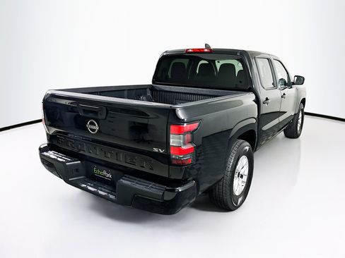Used 2024 Nissan Frontier SV RWD image 9